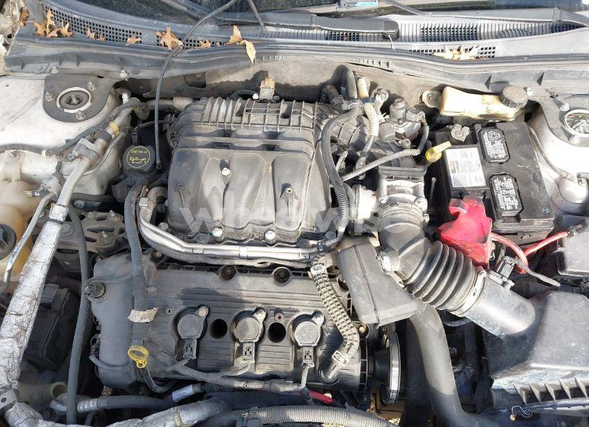 Photo 10 of 2010 Mercury Milan PREMIER (VIN 3MEHM0JG1AR627051)