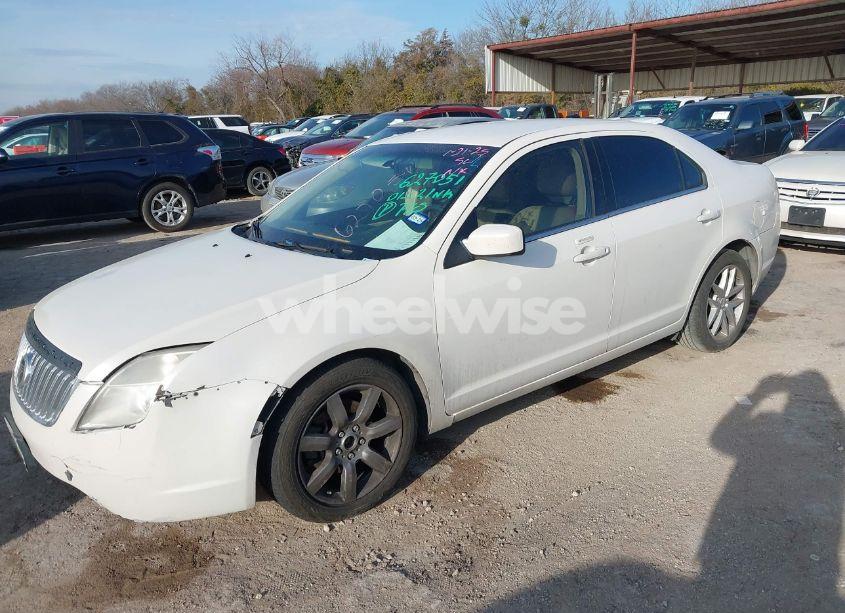 Photo 2 of 2010 Mercury Milan PREMIER (VIN 3MEHM0JG1AR627051)