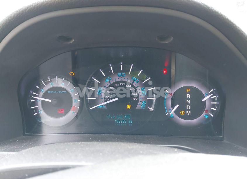 Photo 7 of 2010 Mercury Milan PREMIER (VIN 3MEHM0JG5AR663034)