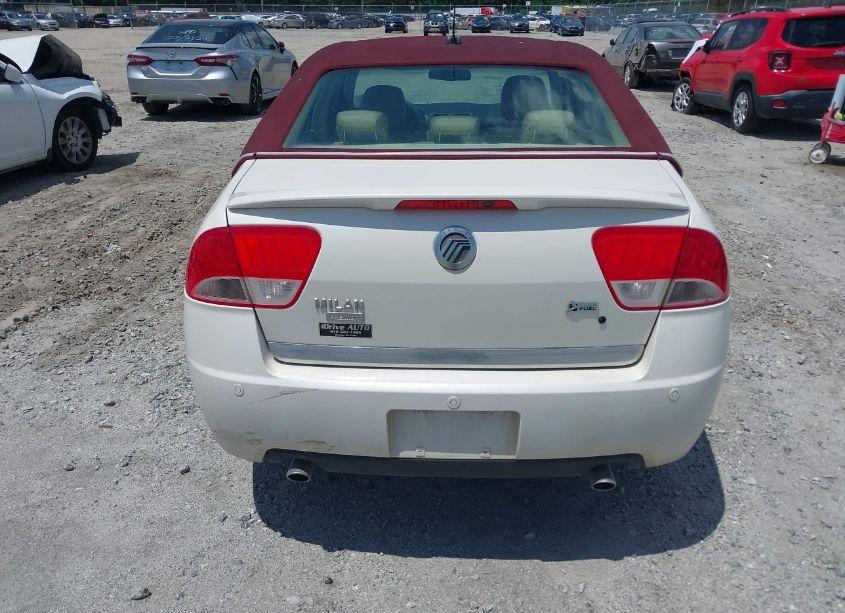 Photo 15 of 2010 Mercury Milan PREMIER (VIN 3MEHM0JG8AR629220)