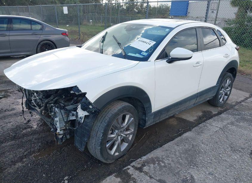 Photo 2 of 2021 Mazda Cx-30 PREFERRED (VIN 3MVDMACL3MM204956)