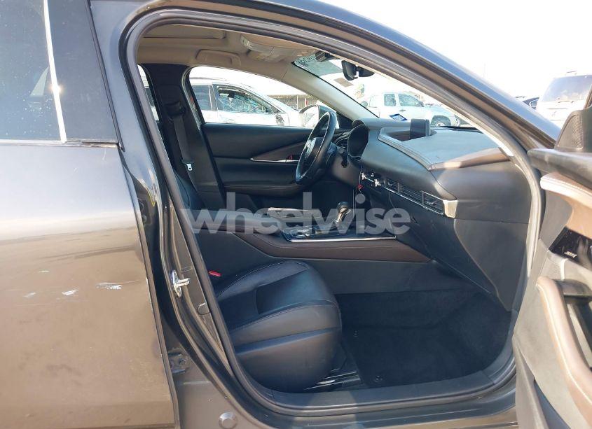 Photo 5 of 2021 Mazda Cx-30 PREMIUM (VIN 3MVDMADM5MM215299)