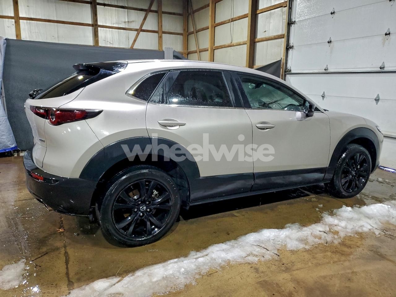 Photo 3 of 2024 MAZDA CX-30 SELECT (VIN 3MVDMBBMXRM648973)