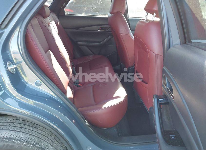 Photo 8 of 2022 Mazda Cx-30 CARBON EDITION (VIN 3MVDMBCL1NM440965)