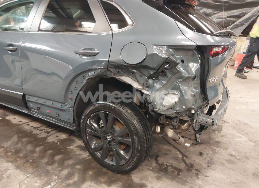 Photo 6 of 2022 Mazda Cx-30 CARBON EDITION (VIN 3MVDMBCLXNM439247)