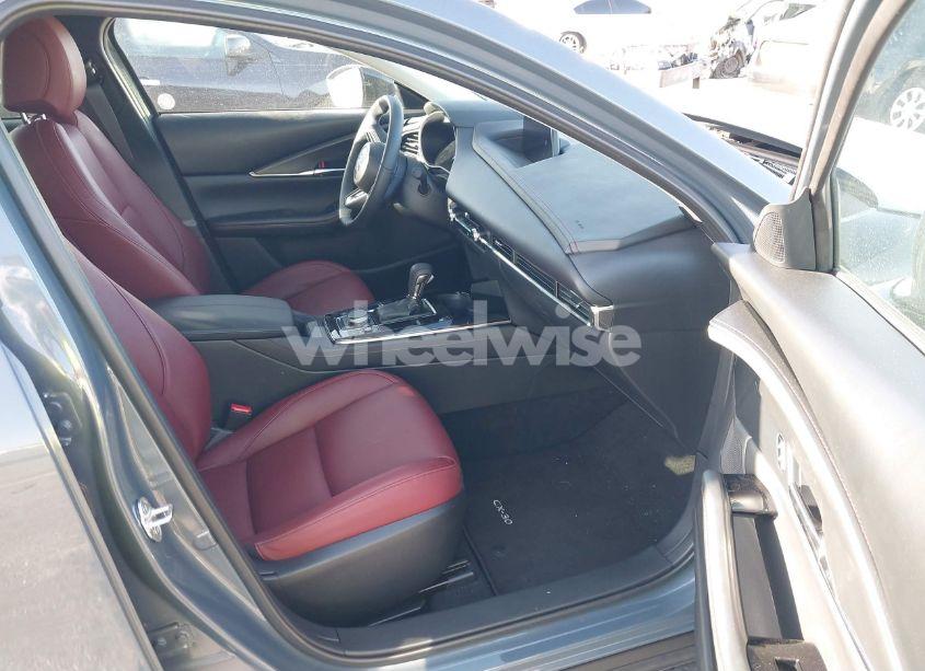 Photo 5 of 2025 Mazda Cx-30 2.5 S CARBON EDITION (VIN 3MVDMBCM0SM773095)