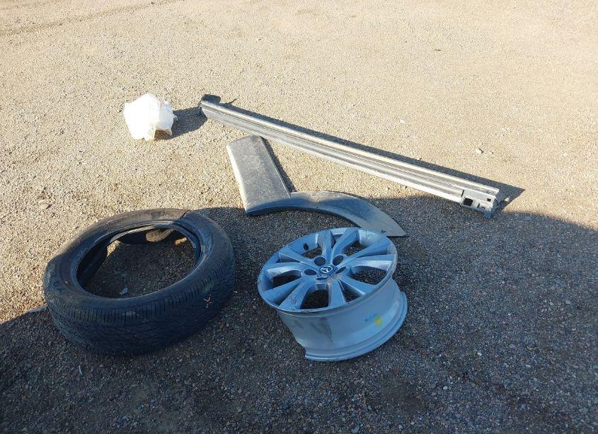 Photo 12 of 2024 Mazda Cx-30 2.5 S PREFERRED PACKAGE (VIN 3MVDMBCM1RM608554)