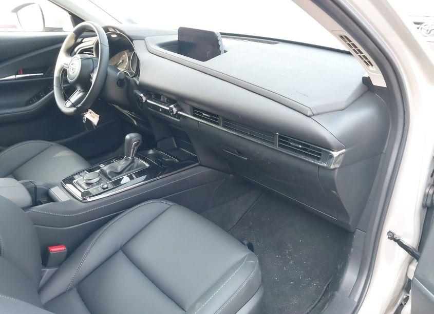 Photo 5 of 2024 Mazda Cx-30 2.5 S PREFERRED PACKAGE (VIN 3MVDMBCM1RM628478)