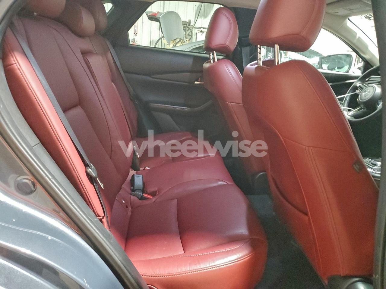 Photo 11 of 2025 MAZDA CX-30 CARBON EDITION (VIN 3MVDMBCM1SM790889)