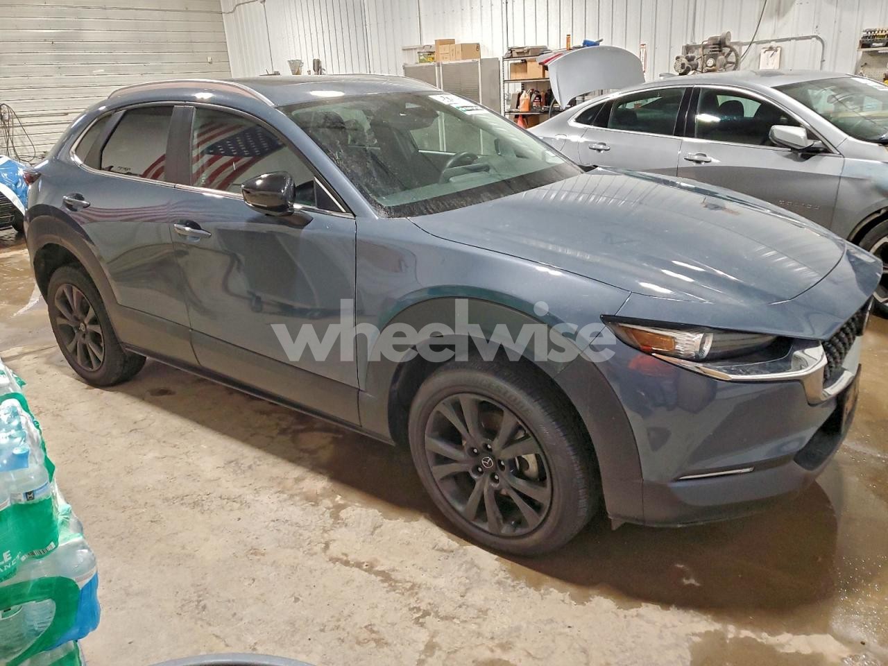 Photo 4 of 2025 MAZDA CX-30 CARBON EDITION (VIN 3MVDMBCM1SM790889)