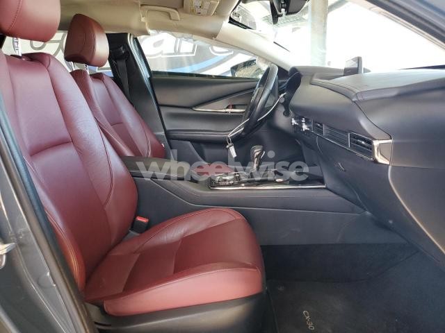 Photo 3 of 2024 MAZDA CX-30 PREFERRED N/A (VIN 3MVDMBCM2RM651980)