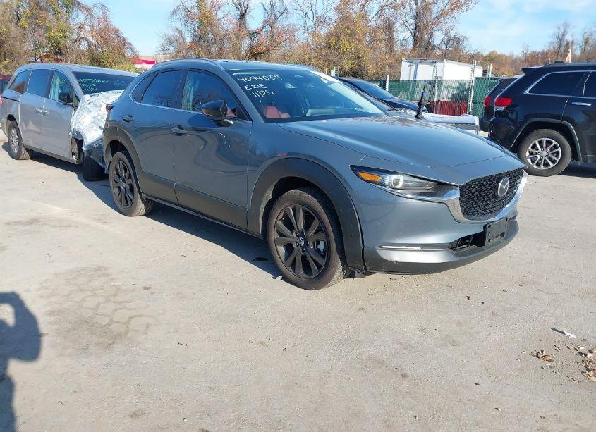 2024 Mazda Cx-30 2.5 S CARBON EDITION (VIN 3MVDMBCM7RM611099) main photo