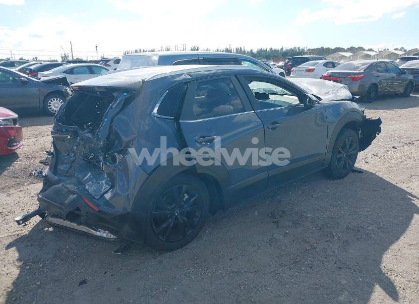 Photo 4 of 2024 Mazda Cx-30 2.5 S CARBON EDITION (VIN 3MVDMBCM9RM636327)