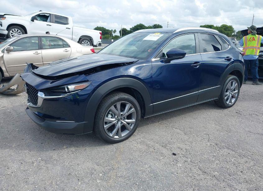 Photo 2 of 2024 Mazda Cx-30 2.5 S PREFERRED PACKAGE (VIN 3MVDMBCM9RM680750)
