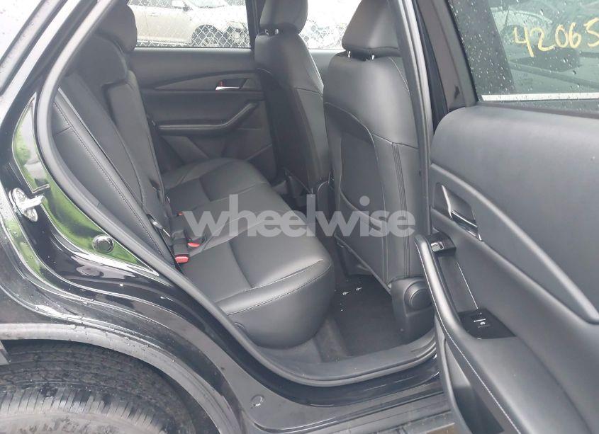 Photo 8 of 2025 Mazda Cx-30 2.5 S PREFERRED PACKAGE (VIN 3MVDMBCM9SM783429)