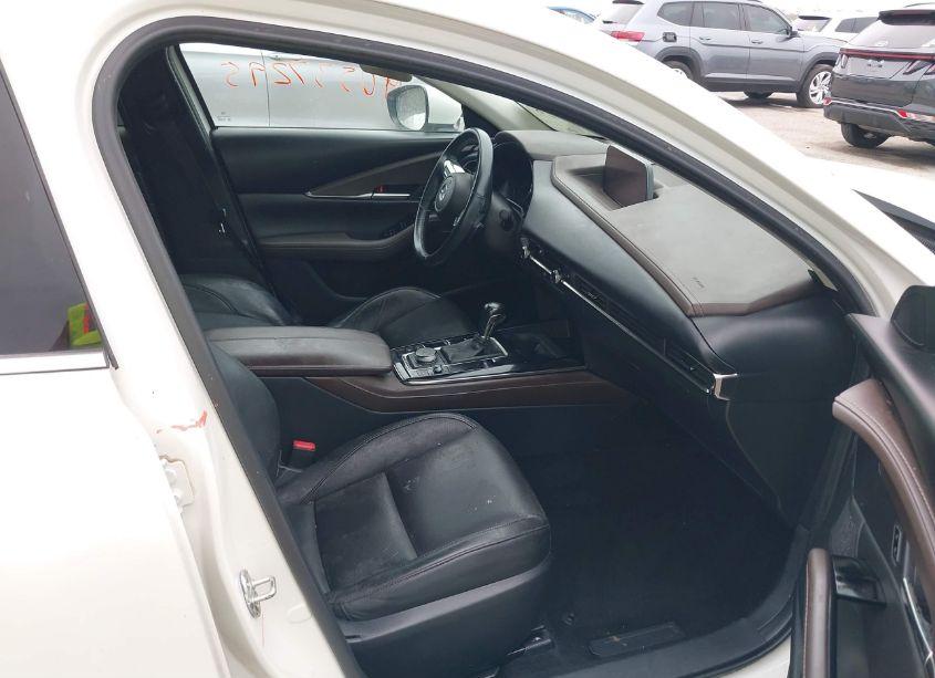 Photo 5 of 2022 Mazda Cx-30 PREMIUM (VIN 3MVDMBDL0NM447985)