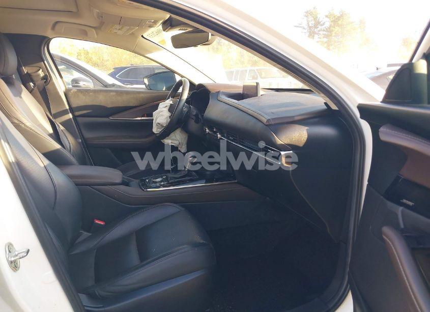 Photo 5 of 2021 Mazda Cx-30 PREMIUM (VIN 3MVDMBDL7MM257860)