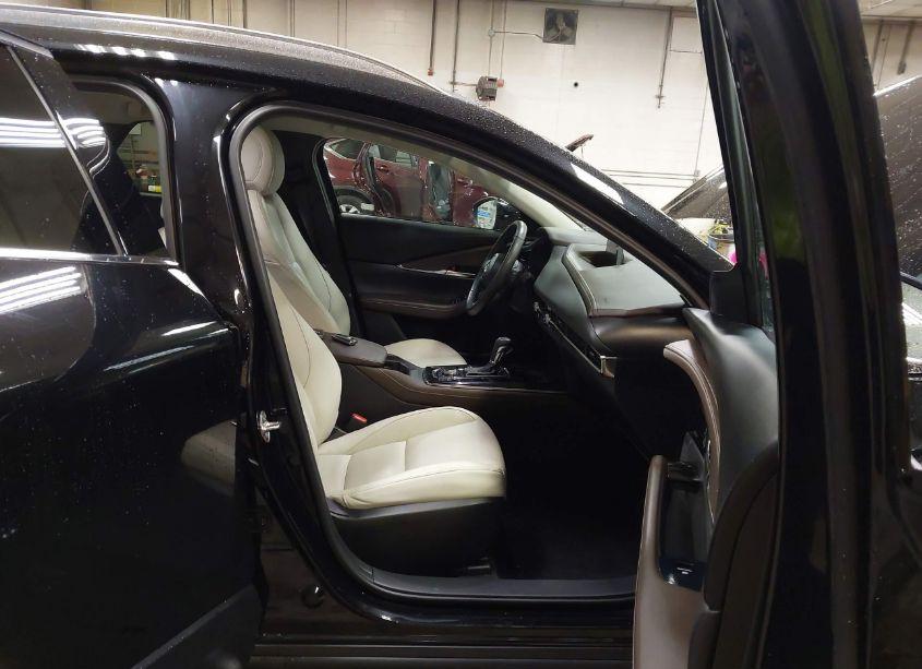 Photo 5 of 2021 Mazda Cx-30 PREMIUM (VIN 3MVDMBDMXMM219466)