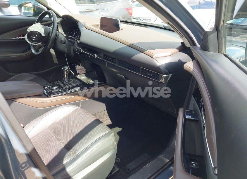 Photo 5 of 2022 Mazda Cx-30 2.5 TURBO PREMIUM PLUS (VIN 3MVDMBEY2NM447805)
