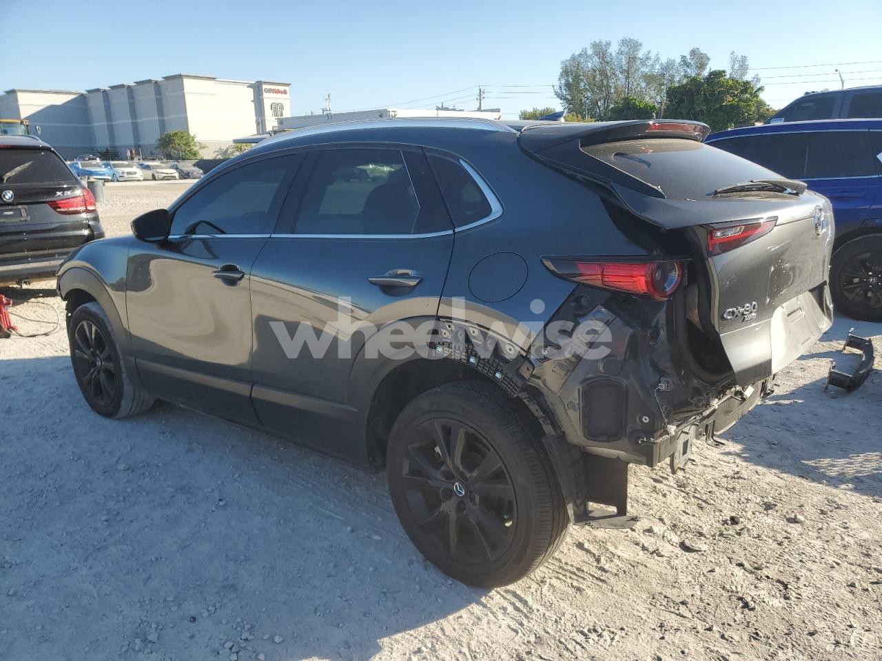 Photo 2 of 2023 MAZDA CX-30 PREMIUM PLUS (VIN 3MVDMBEY8PM546549)