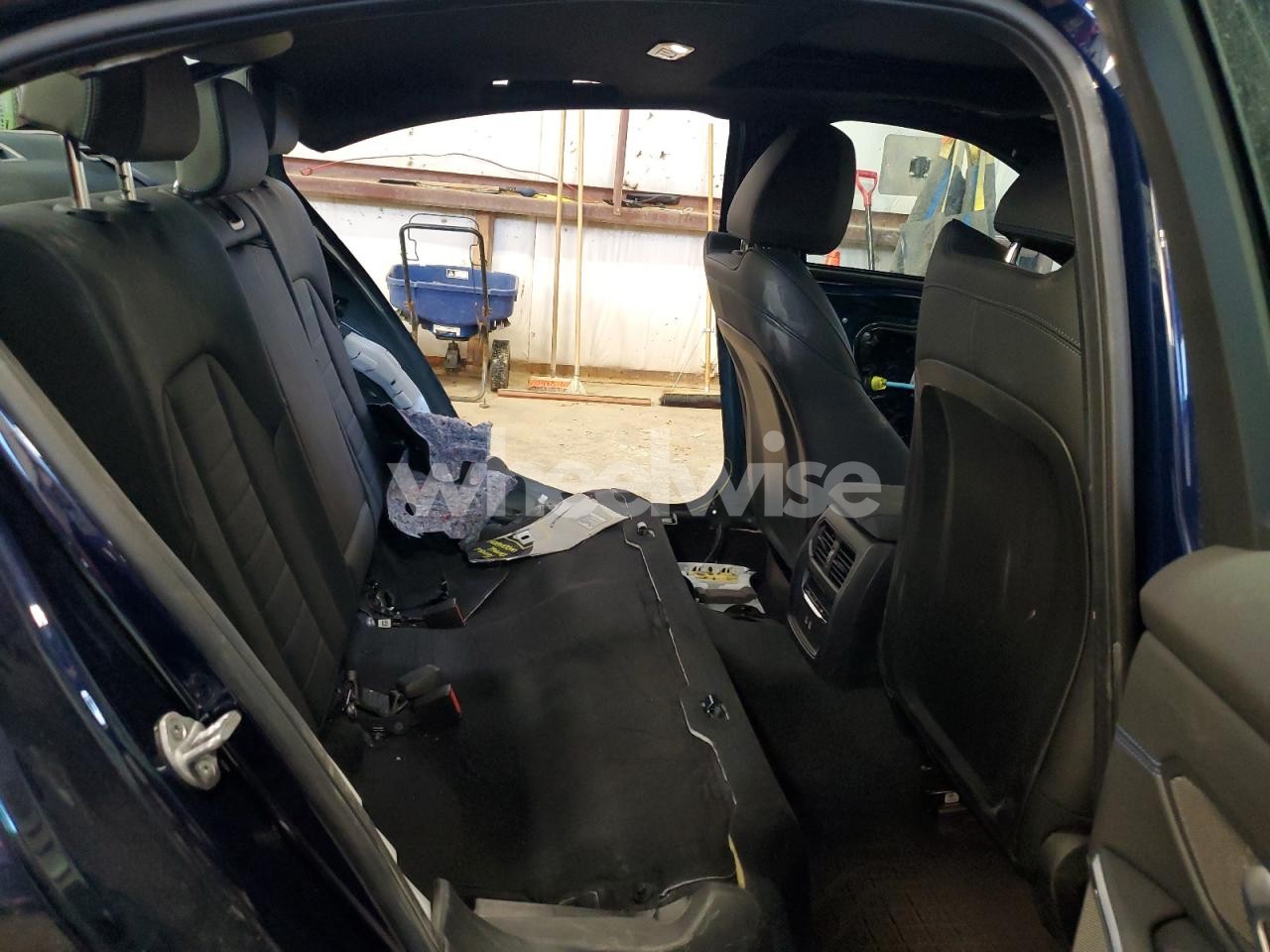 Photo 10 of 2024 BMW 330XE (VIN 3MW39FS04R8E60667)