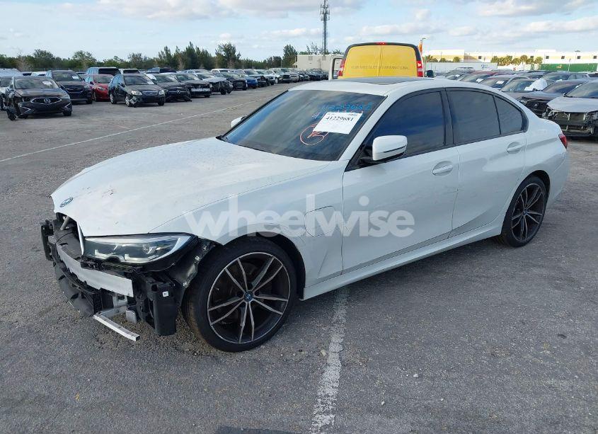 Photo 2 of 2022 Bmw 3 SERIES 330E (VIN 3MW5P7J08N8C65252)