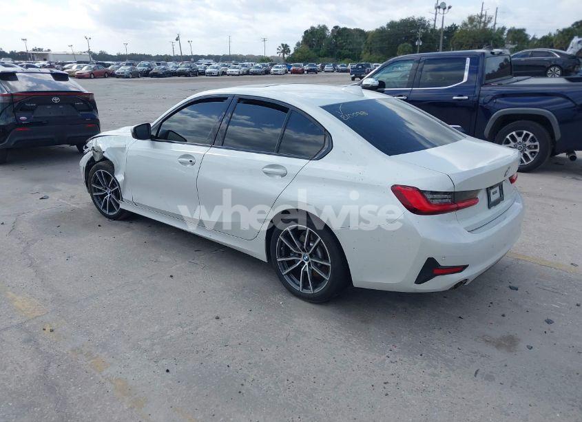 Photo 3 of 2020 Bmw 330i (VIN 3MW5R1J00L8B10098)