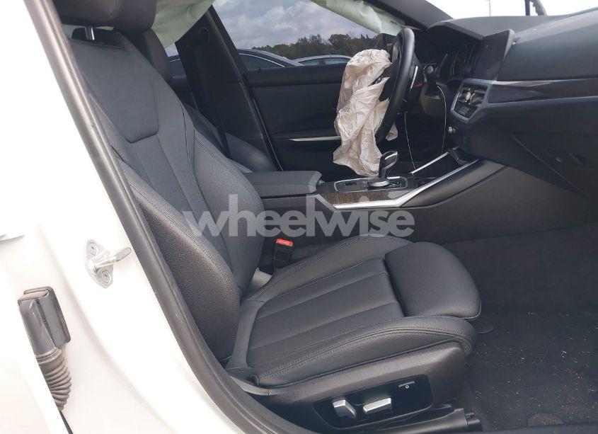Photo 5 of 2020 Bmw 330i (VIN 3MW5R1J00L8B10098)