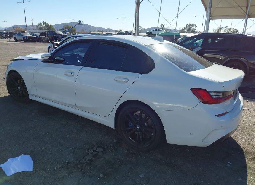 Photo 3 of 2020 Bmw 330i (VIN 3MW5R1J00L8B19187)