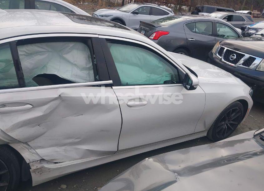 Photo 13 of 2020 Bmw 330i (VIN 3MW5R1J02L8B07932)