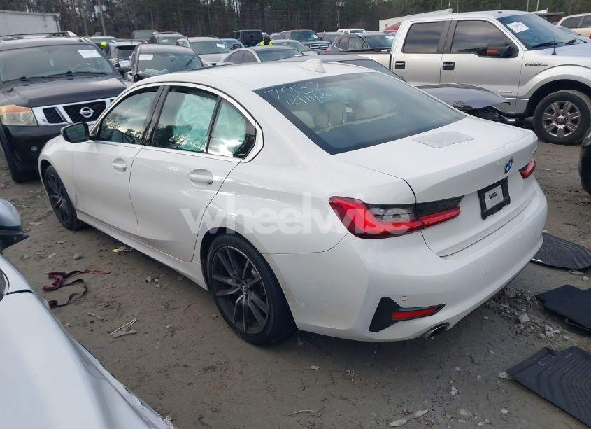 Photo 3 of 2020 Bmw 330i (VIN 3MW5R1J02L8B07932)