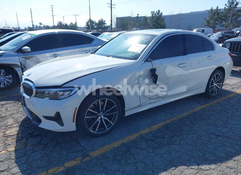 Photo 2 of 2020 Bmw 330i (VIN 3MW5R1J02L8B07946)