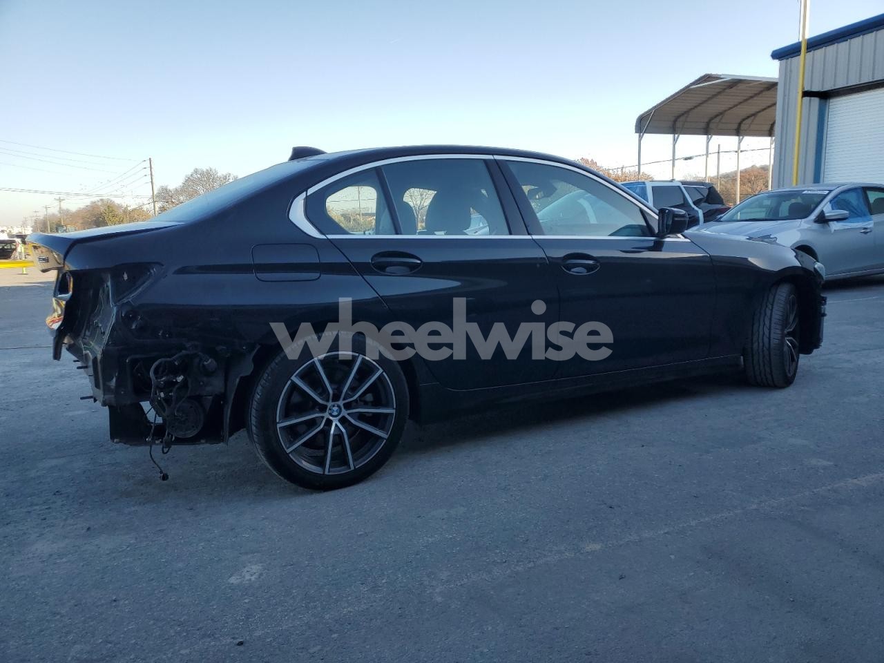 Photo 3 of 2020 BMW 330I (VIN 3MW5R1J02L8B11835)