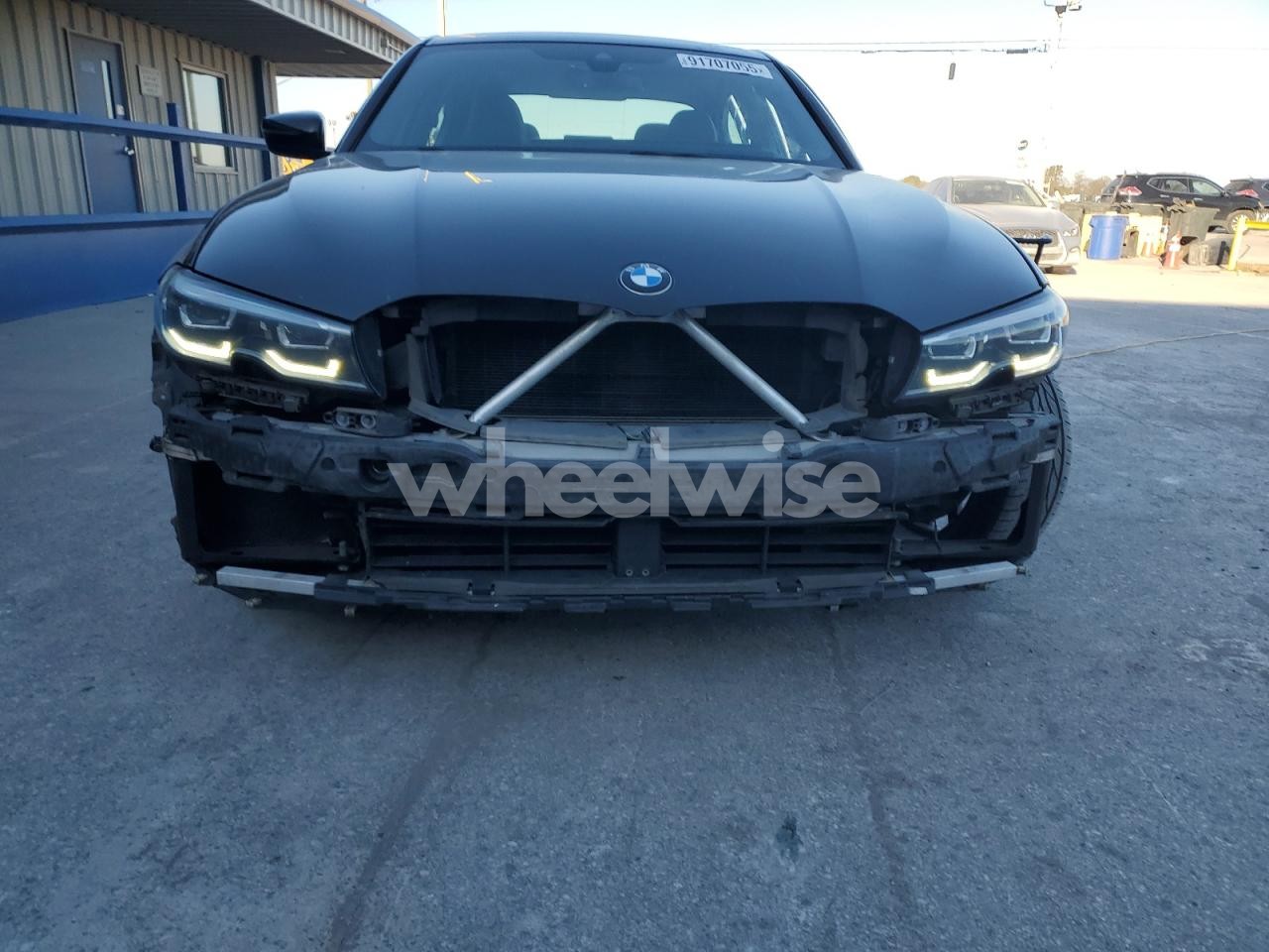 Photo 5 of 2020 BMW 330I (VIN 3MW5R1J02L8B11835)