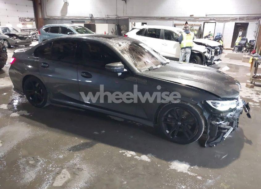 2020 Bmw 330i (VIN 3MW5R1J02L8B32006) main photo