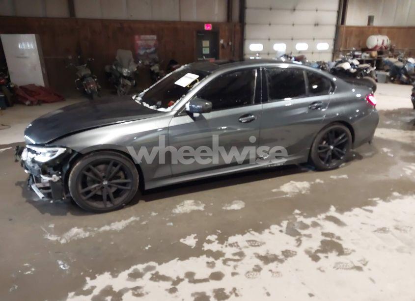 Photo 2 of 2020 Bmw 330i (VIN 3MW5R1J02L8B32006)