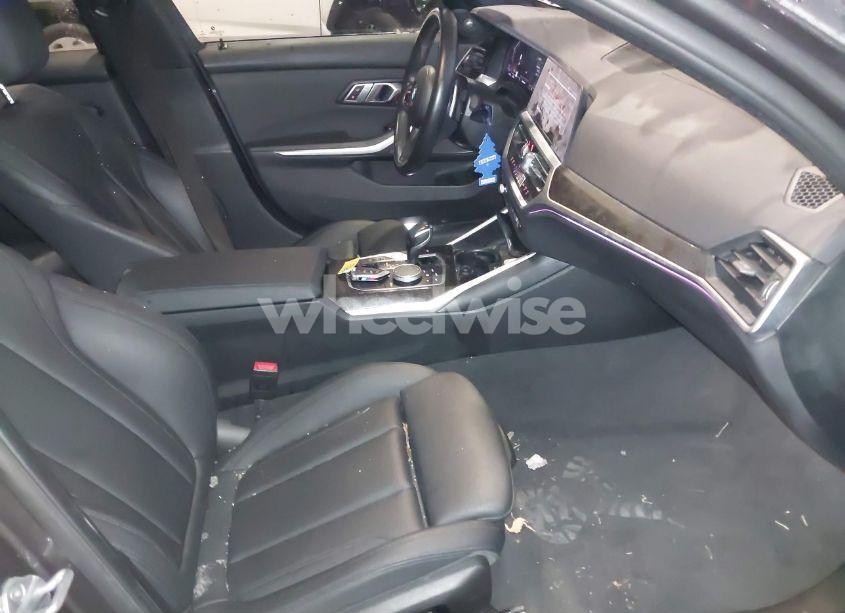 Photo 5 of 2020 Bmw 330i (VIN 3MW5R1J02L8B32006)