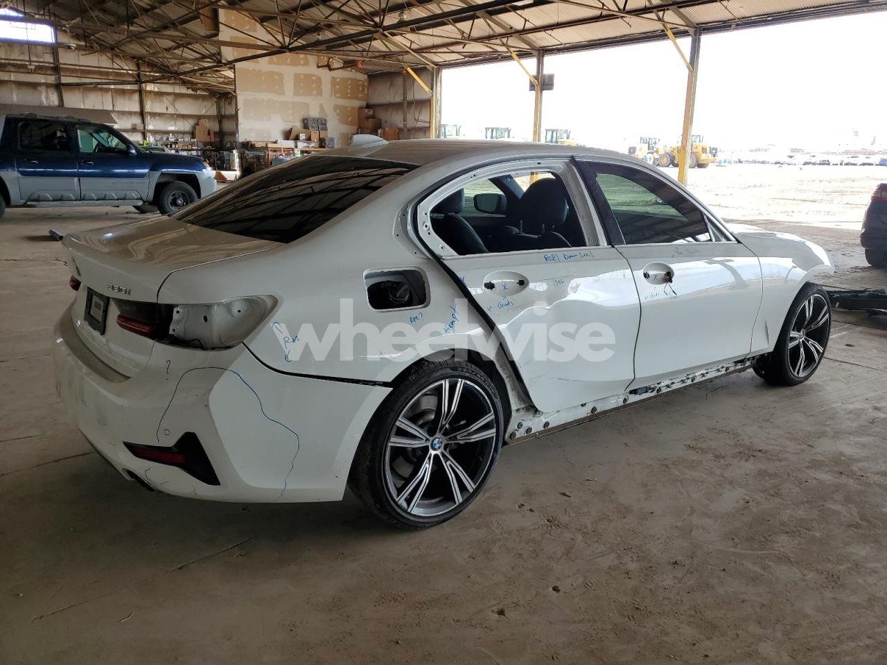 Photo 3 of 2021 BMW 330I (VIN 3MW5R1J02M8B63497)