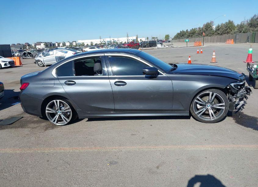 Photo 13 of 2021 Bmw 330i (VIN 3MW5R1J02M8B88996)