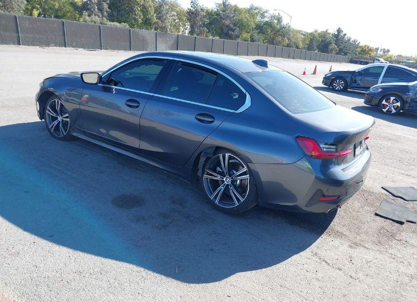 Photo 3 of 2021 Bmw 330i (VIN 3MW5R1J02M8B88996)