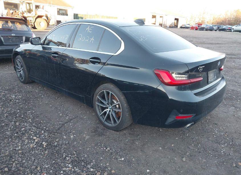 Photo 3 of 2020 Bmw 330i (VIN 3MW5R1J03L8B20639)