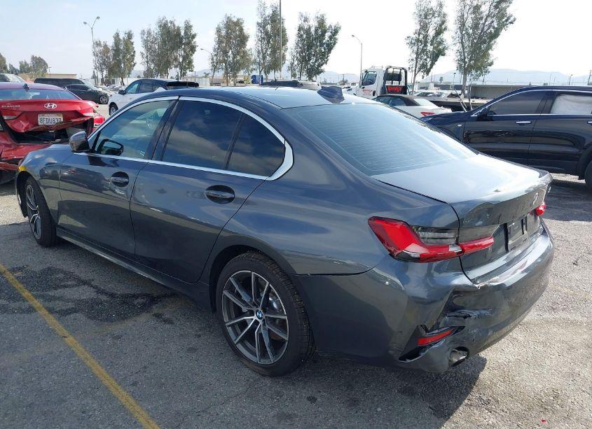 Photo 3 of 2020 Bmw 330i (VIN 3MW5R1J03L8B27767)