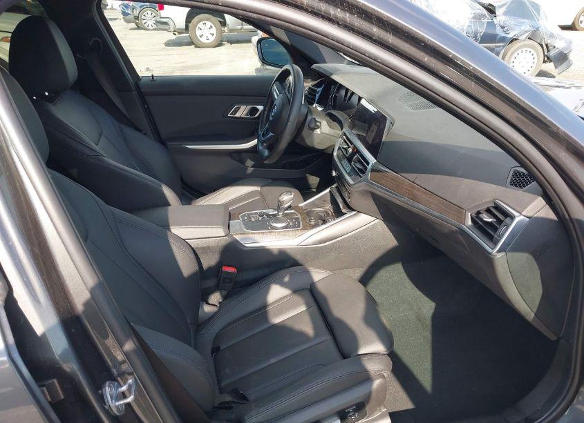 Photo 5 of 2020 Bmw 330i (VIN 3MW5R1J03L8B27767)