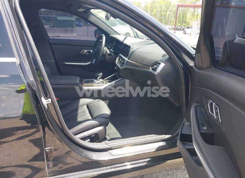 Photo 5 of 2021 Bmw 330i (VIN 3MW5R1J04M8B69253)