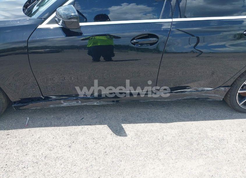 Photo 6 of 2021 Bmw 330i (VIN 3MW5R1J04M8B69253)