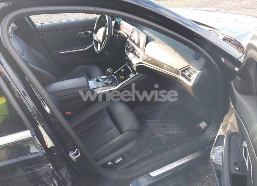 Photo 5 of 2020 Bmw 330i (VIN 3MW5R1J05L8B24952)