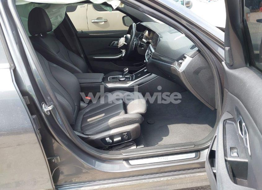 Photo 5 of 2020 Bmw 330i (VIN 3MW5R1J06L8B15614)
