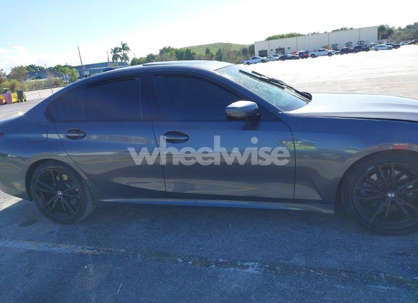 Photo 12 of 2022 Bmw 330i N/A (VIN 3MW5R1J06N8C44679)