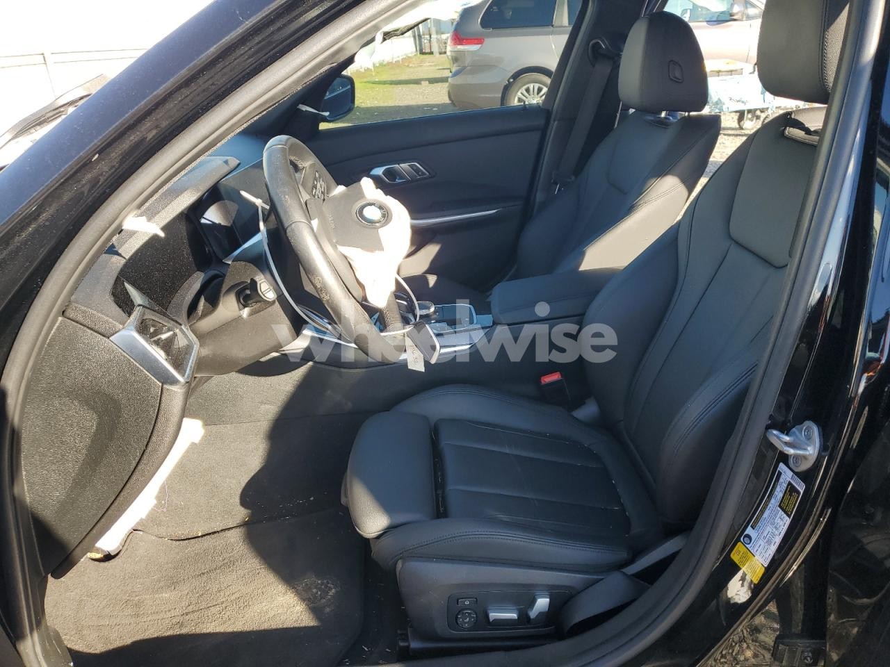 Photo 7 of 2021 BMW 330I (VIN 3MW5R1J07M8B94308)