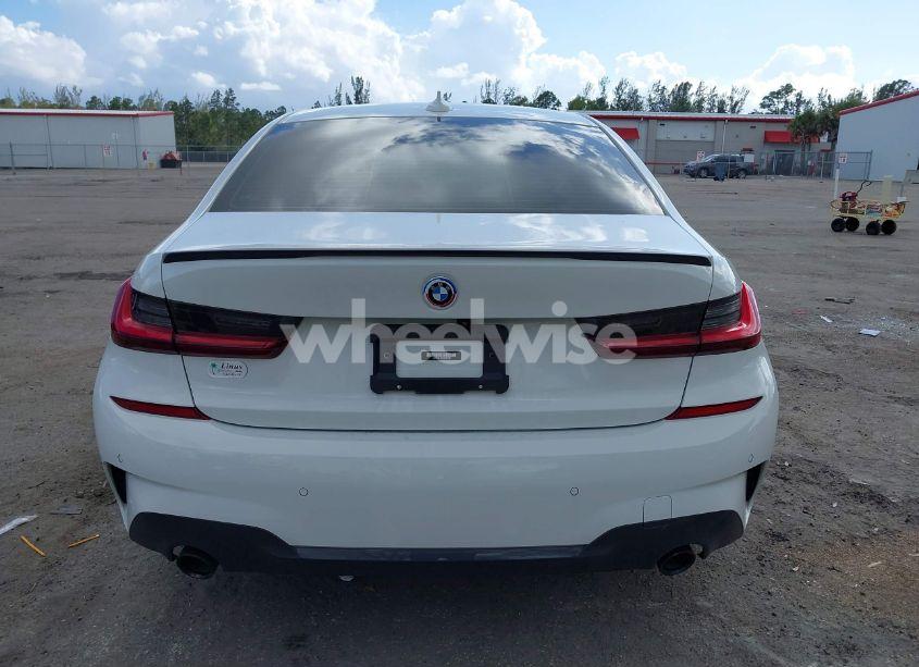 Photo 17 of 2022 Bmw 330i N/A (VIN 3MW5R1J07N8C62298)